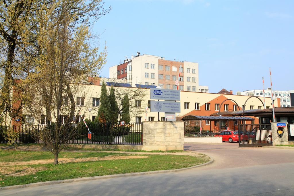 Centrum Konferencyjne Ibib Pan Варшава Экстерьер фото